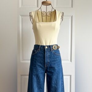 Lizette Collection Excellent Condition Square Neck Pastel Yellow Bodysuit Sz S